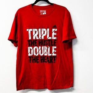 Adidas Shirt Mens large Red Short Sleeve Spell out Hustle Heart Basketball